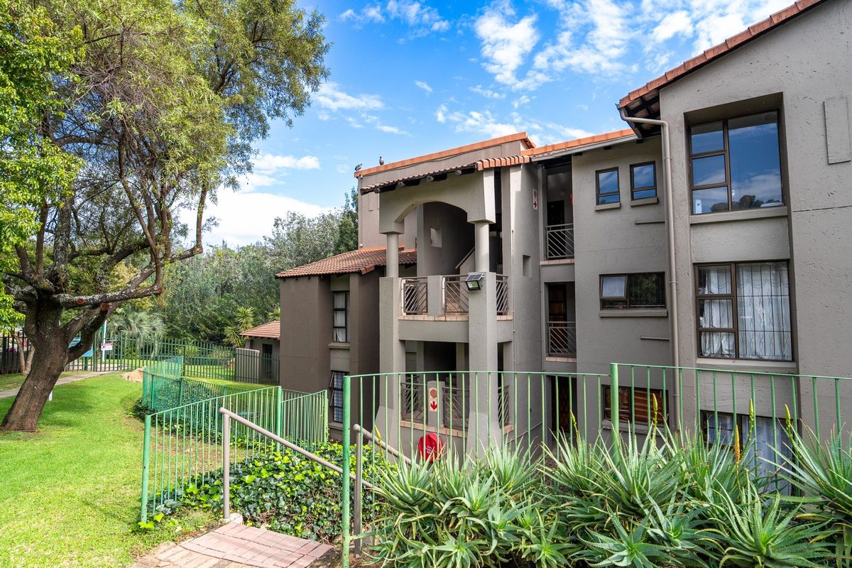Riverside Lodge at Waterford Estate